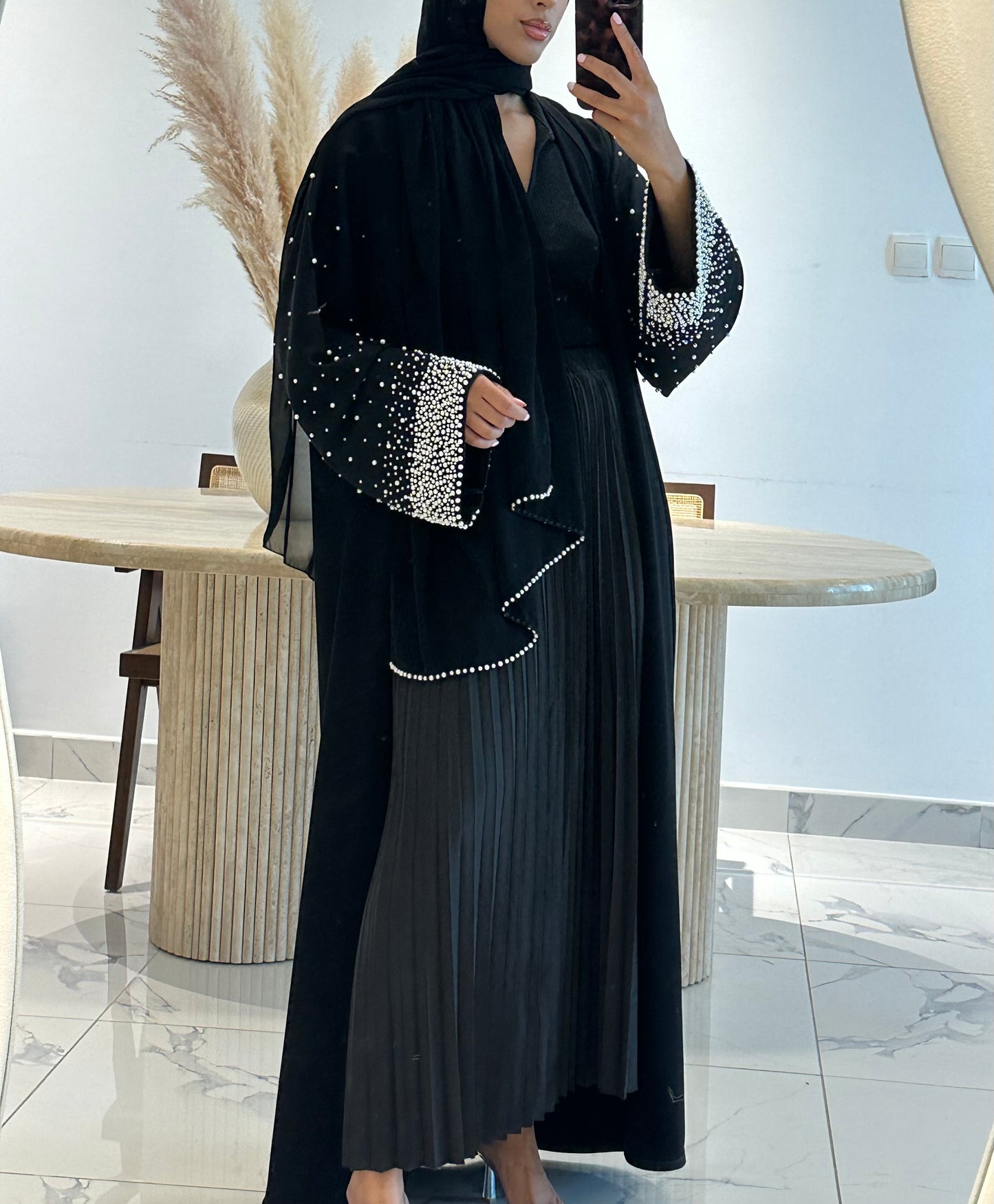 Pre-Order Alaïa Pearl Abaya - Black