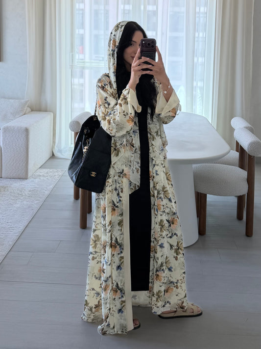 Mouni Abaya