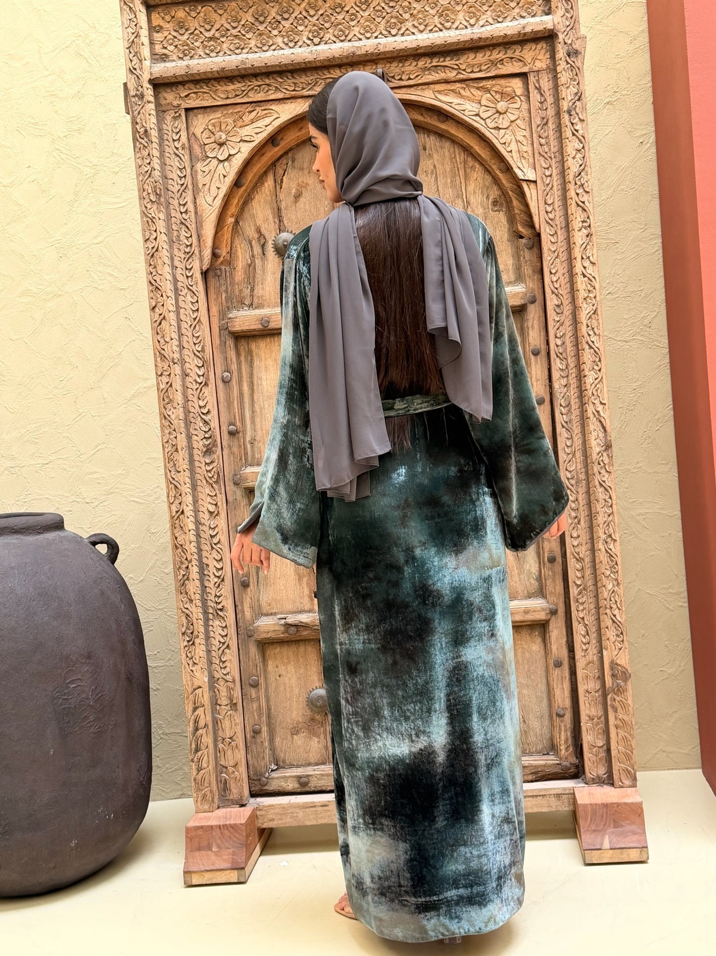 Noreen Velvet Abaya - Moondust