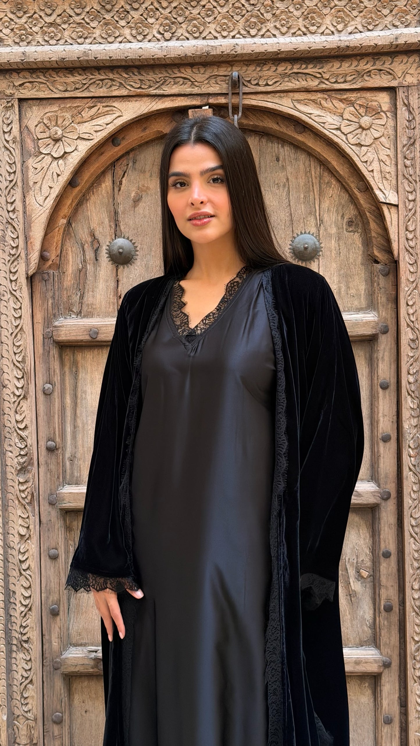 Inayah Velvet Lace Abaya Set - Black