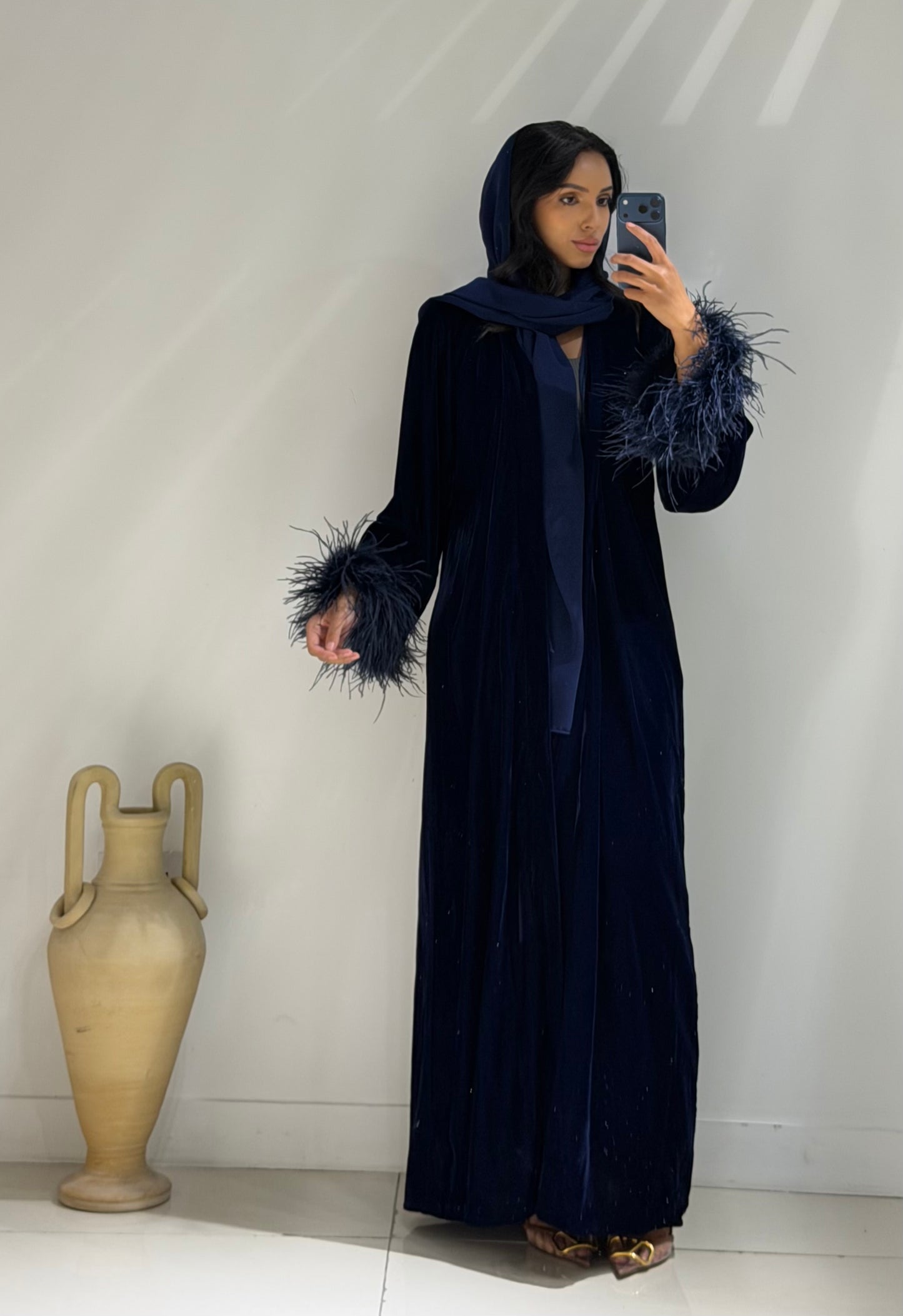 Asmaa Velvet Feather Abaya - Navy