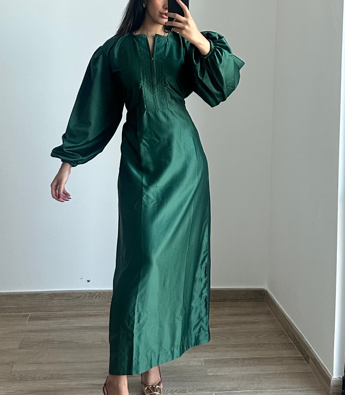 RTW Puff sleeve dress - Emerald Green