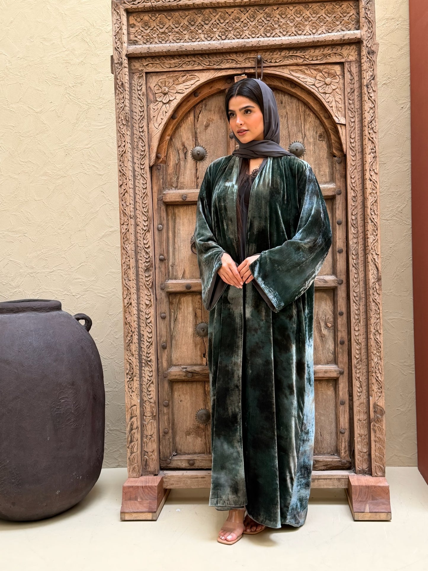 Noreen Velvet Abaya - Moondust